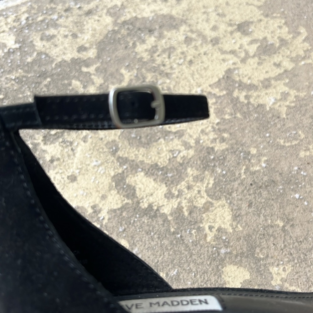 New Steve Madden black leather ankle strap sandal - Picture 6 of 12